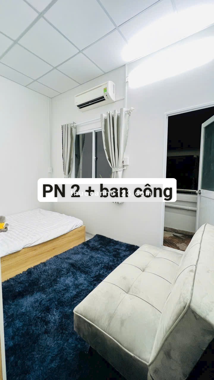 Penhouse 2PN ( 1 kín + 1 ban công), full nội thất, máy giặt riêng ngay Chợ Bàn Cờ, quận 3