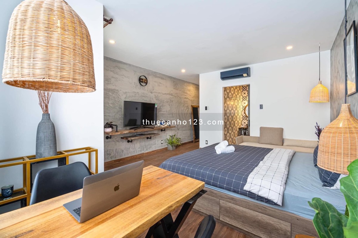 Scandivanian Style Apartment khu Trần Não, thiết kế sang trọng, độc đáo