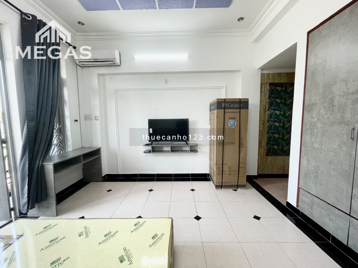 Căn hộ ban công rộng rãi full nội thất thoáng ngay Hoàng Văn Thụ