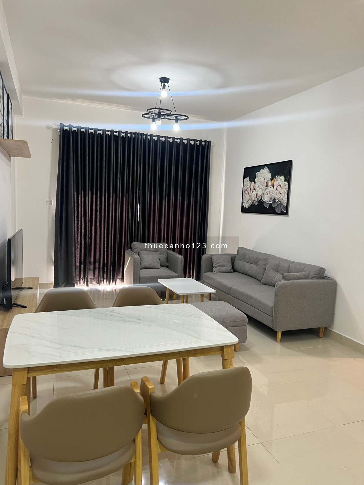 Nhà cần cho thuê căn hộ The Sun Avenue 2PN Full NT giá 14tr