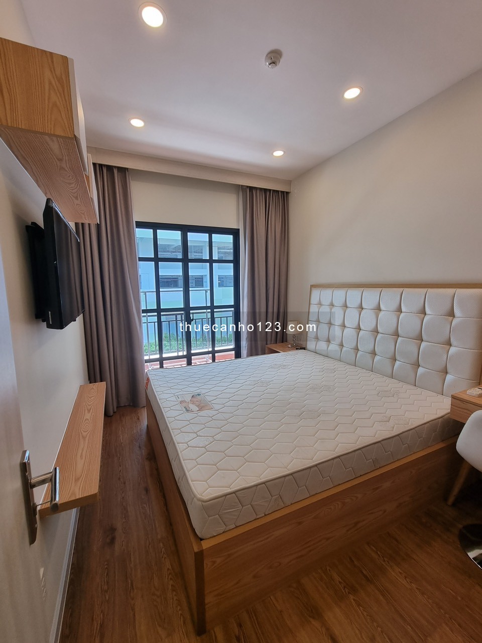 Minimalism Style Apartment - Thiết kế tối giản, sang trọng, độc đáo - Gần Cầu Sài Gòn thuận tiện