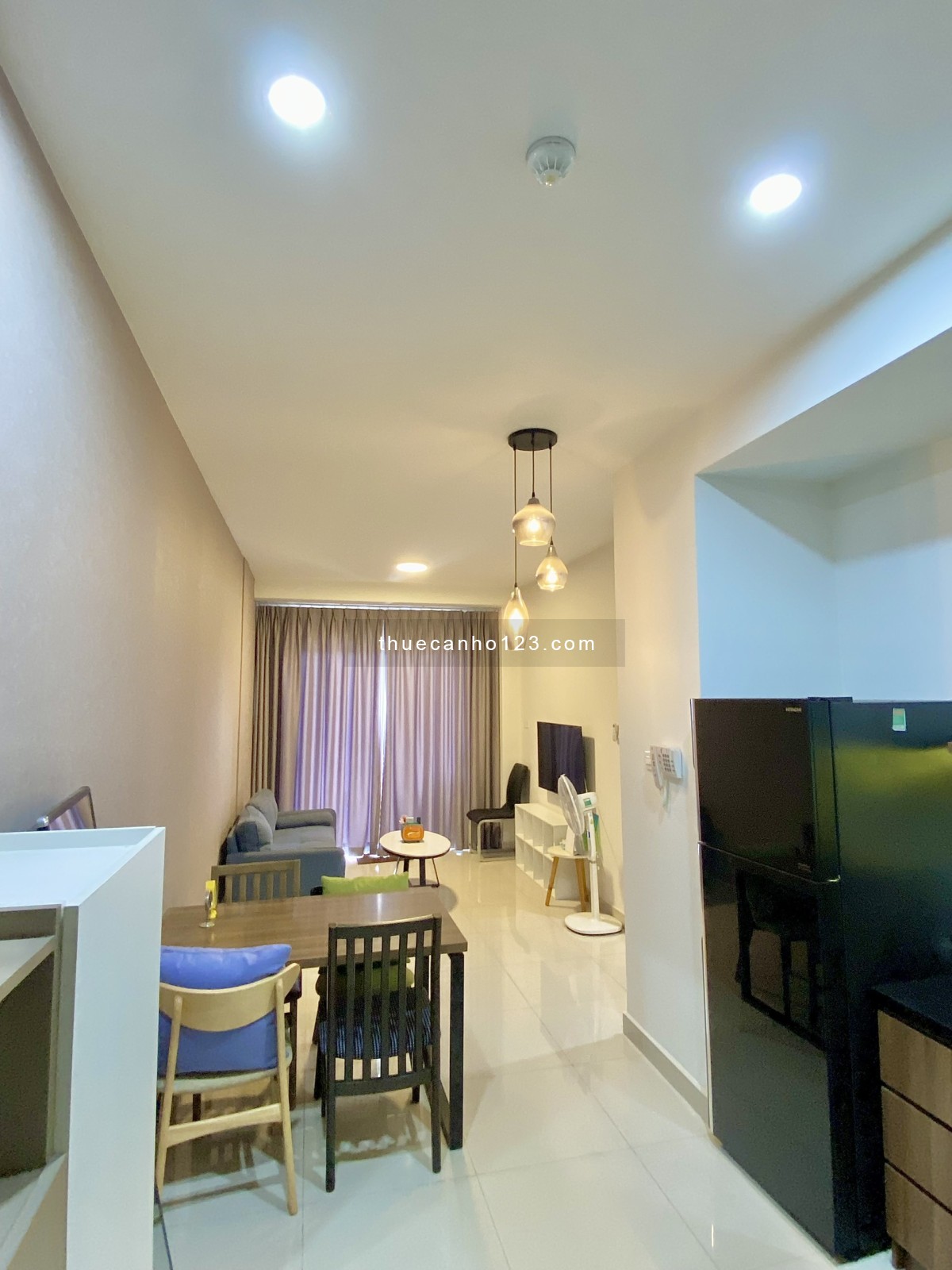 Cho thuê căn hộ 1PN lớn + 1PN nhỏ - nhà đẹp nội thất full - The Sun Avenue Q2