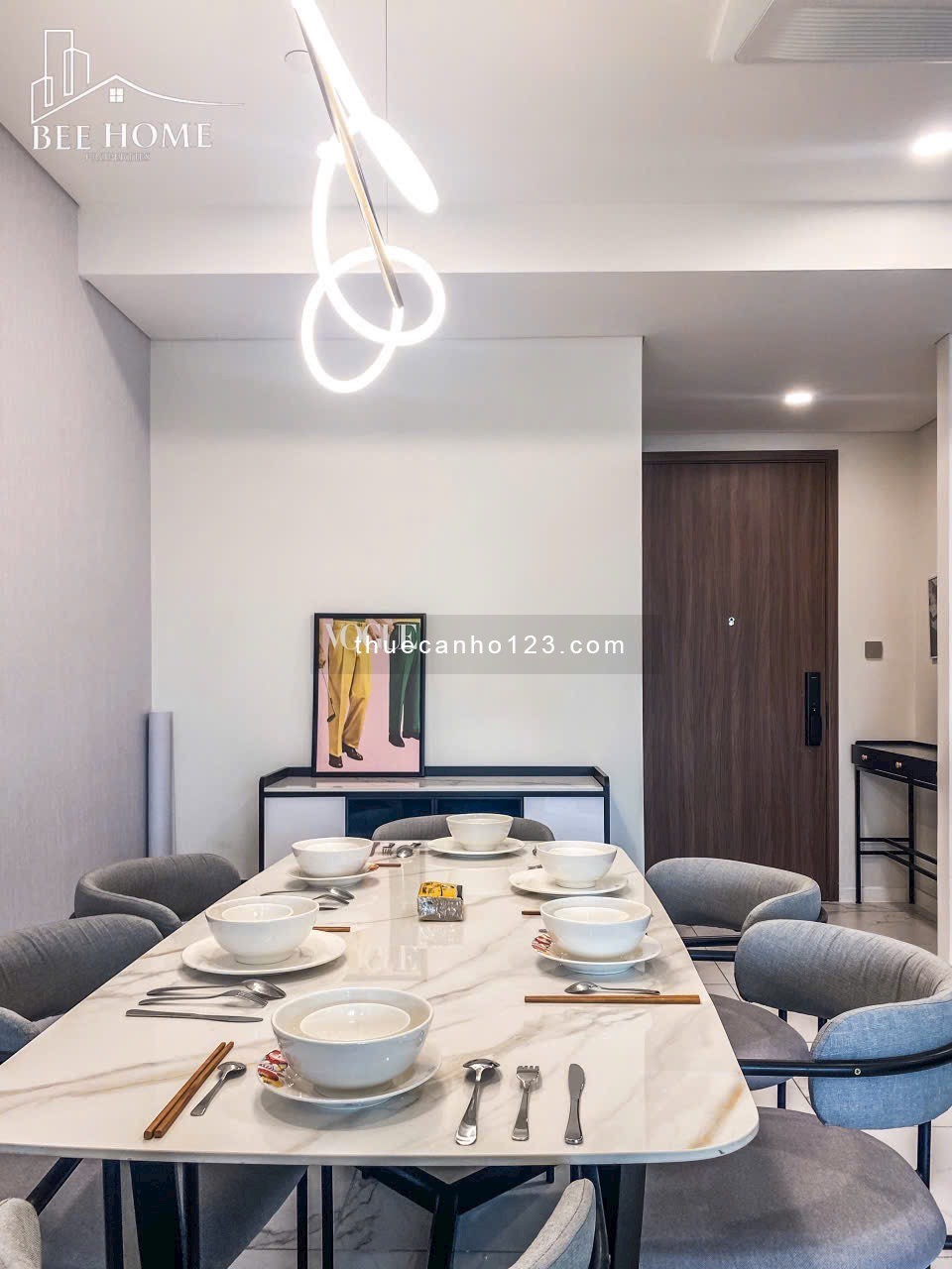 Cho thuê căn hộ METROPOLE 4PN full nội thất cao cấp, view cầu Ba Son tuyệt đẹp 4300$ bao phí