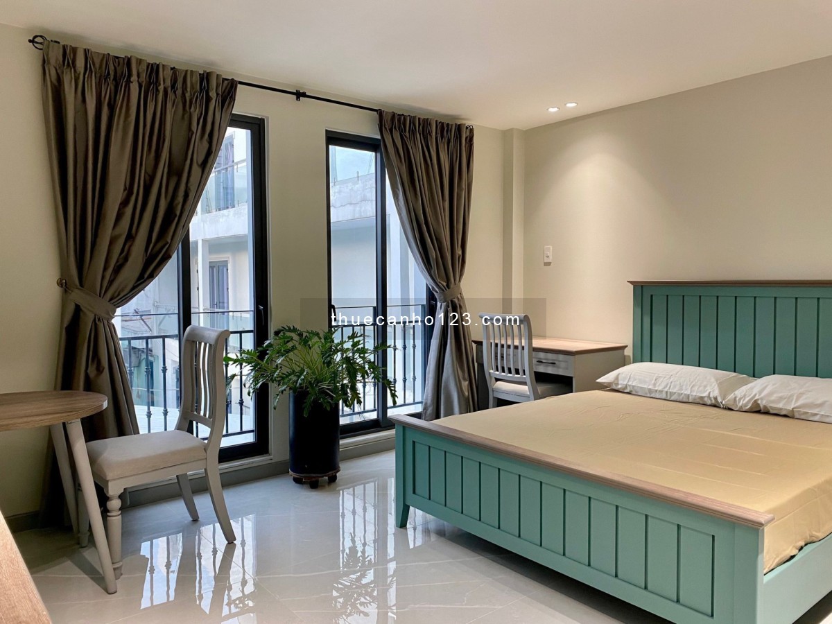 Cho thuê căn hộ mới 100% full nội thất cửa sổ lớn , nằm ngay Lê Quang Định , Bình Thạnh