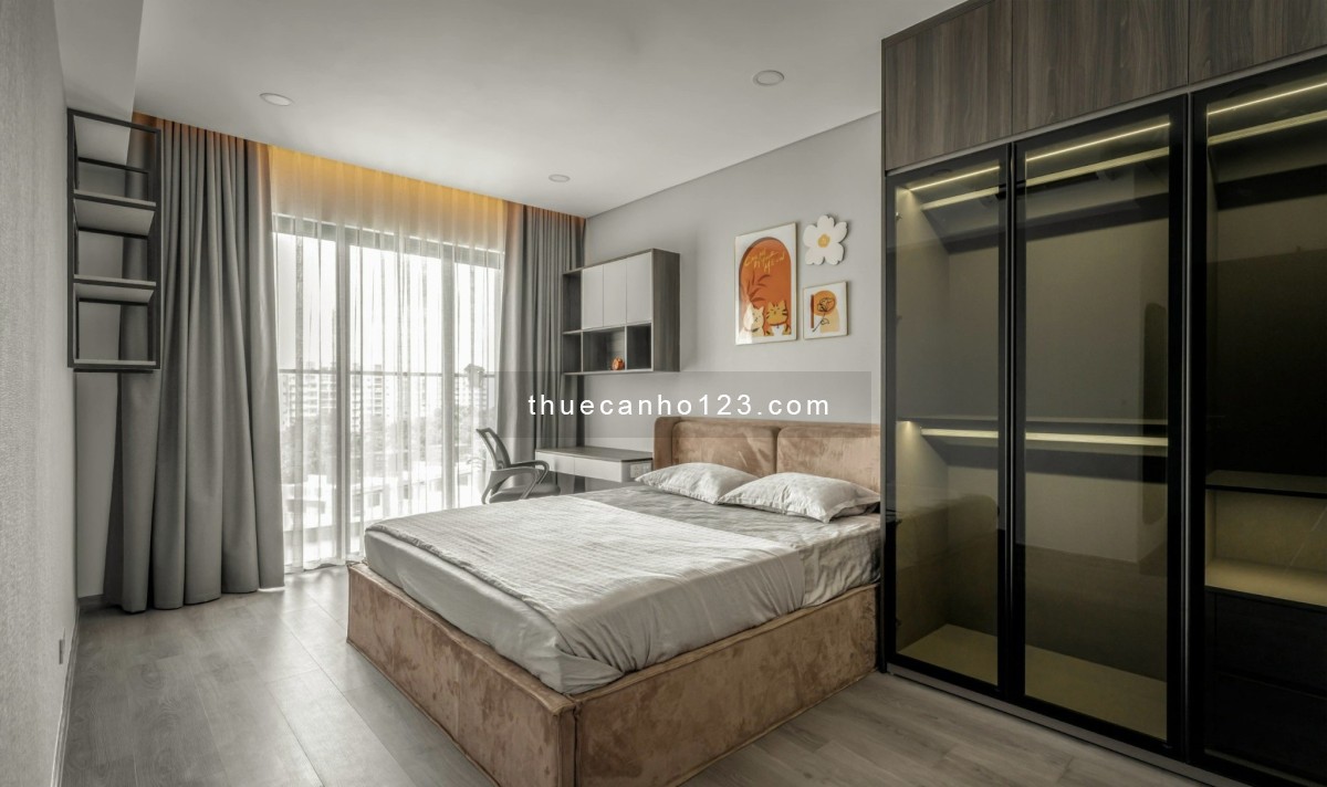 Cần cho thuê căn hộ 3 phòng ngủ - Diamond Celadon City quận Tân Phú, bao phí quản lý. LH 0933149558