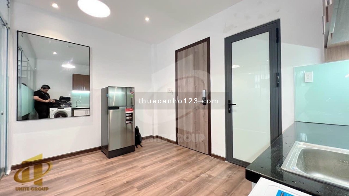 Studio full nội thất Q1 tại Cô Giang hơn 50m2