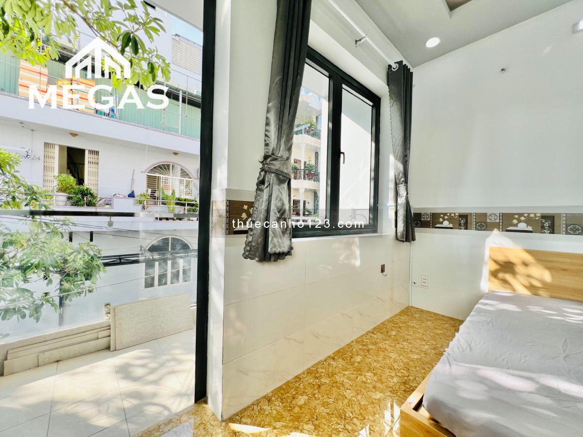 Căn hộ 2 phòng ngủ Lý Chiêu Hoàng, full nội thất, ban công, mới xây 100% ngay Mega Bình Phú