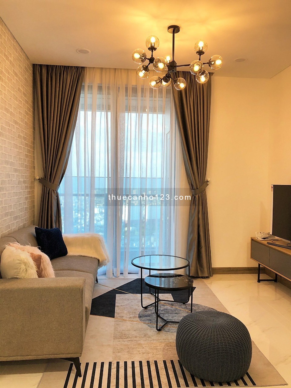 Sunwah Pearl - Cho thuê căn hộ 1 phòng ngủ, full nội thất đẹp, 55m2, view thoáng, giá thuê chỉ 21tr7