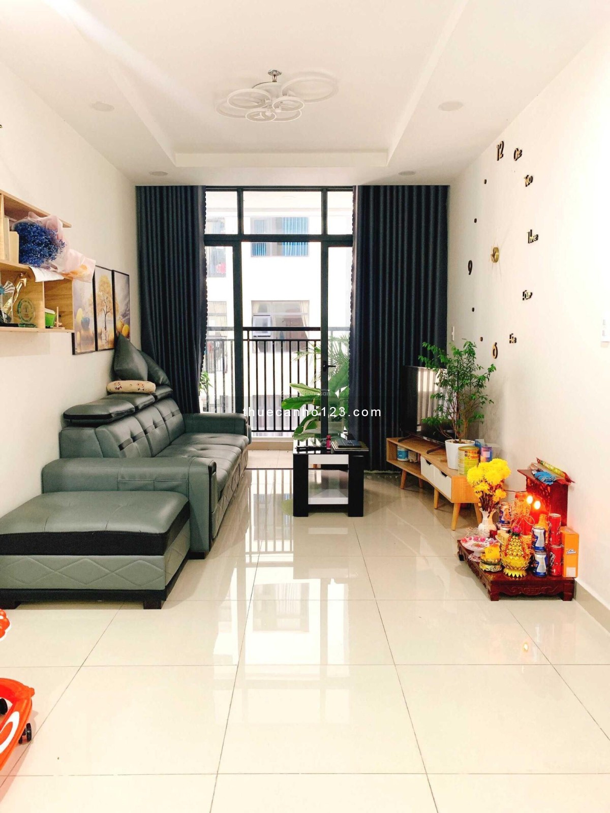 Phú Đông Premier có căn hộ giá thuê 8 triệu/tháng 2P2WC, đủ nội thất. Thật không ảo