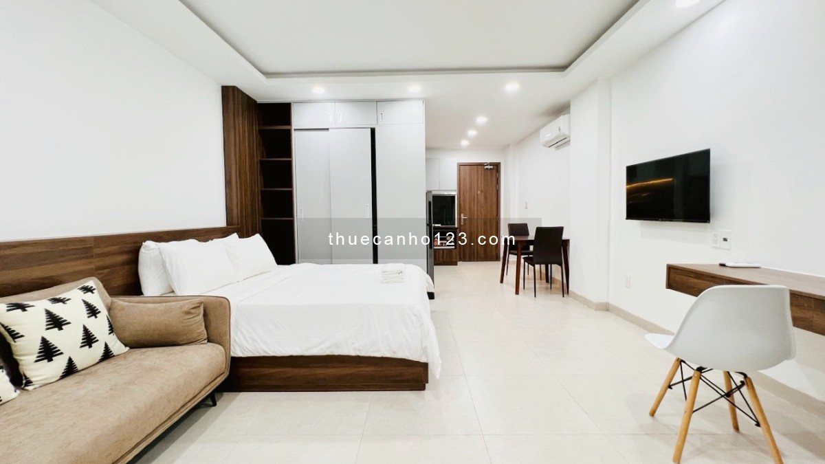 Thao Dien Studio 45sqm with balcony AVAILABLE