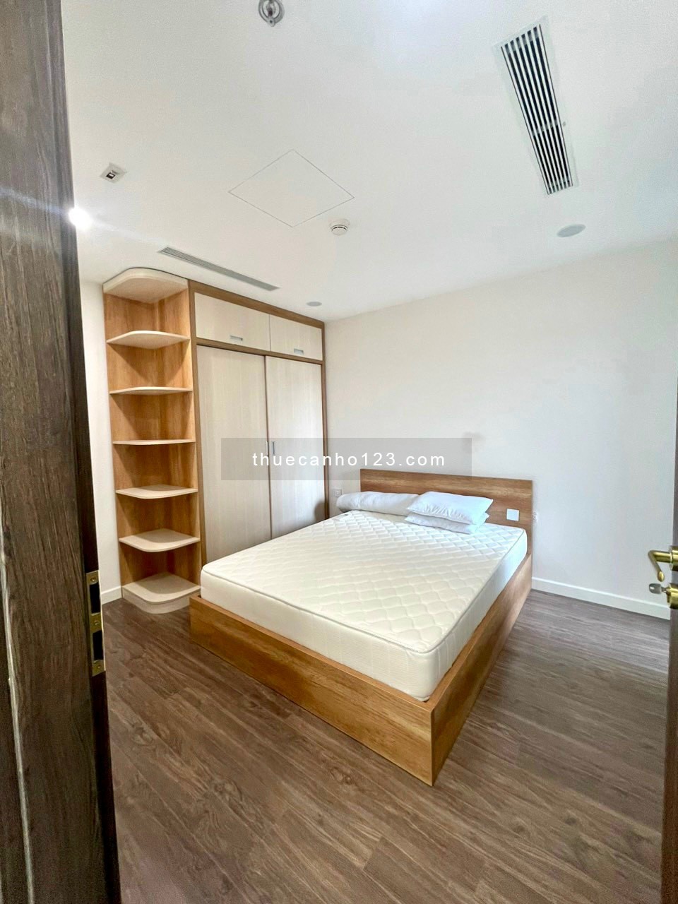 Cho thuê căn hộ 2 PN Sunshine Sky City, đường Phú Thuận, Quận 7 giá 16 triệu