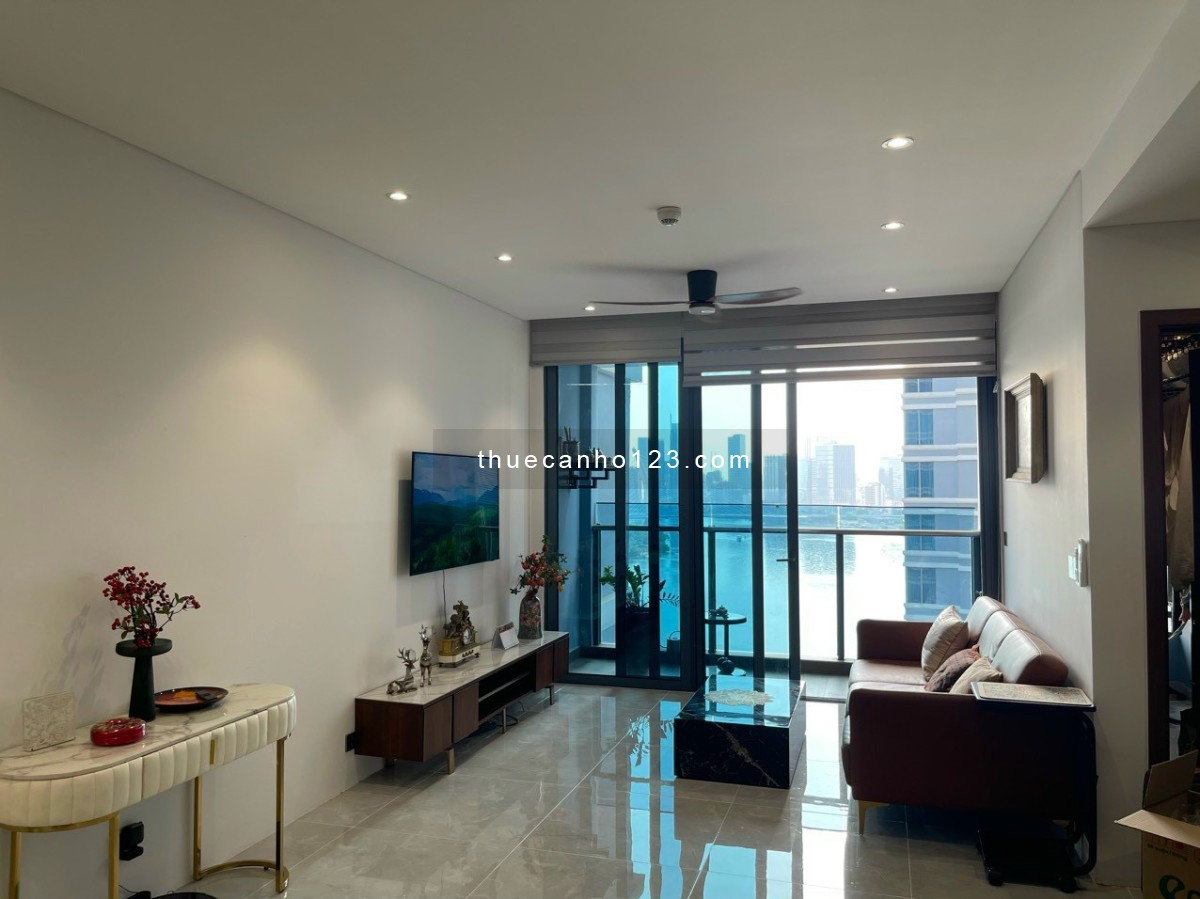 Sunwah Pearl, Cho thuê căn hộ 2PN+1 kho, 106m2, Full NT đẹp, View Q1, Giá 40tr5