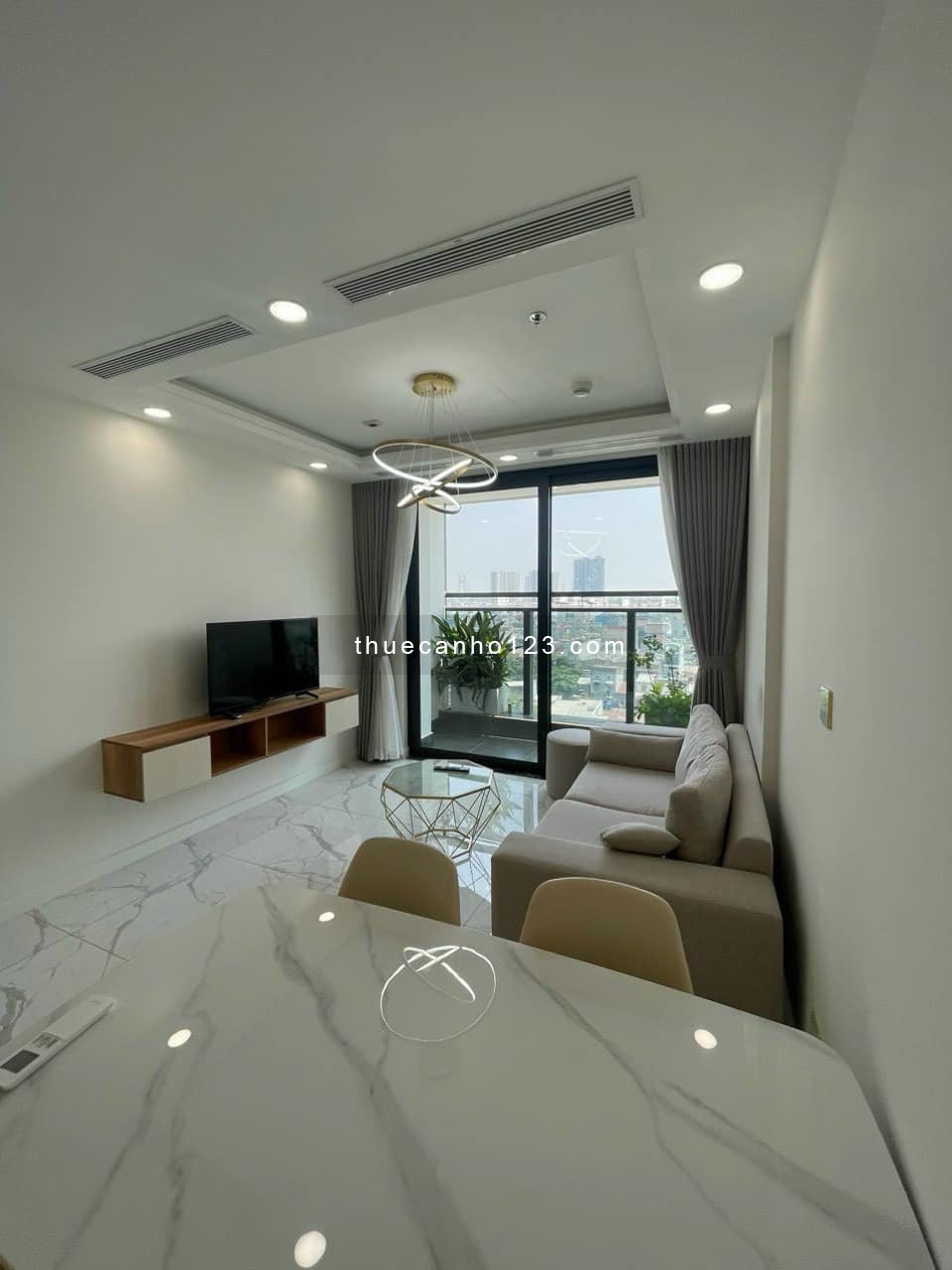 Cho thuê chung cư Newton Residence, 38 Trương Quốc Dung, P8, Phú NHuận: 80m2, 2p ngủ, NT, 22tr