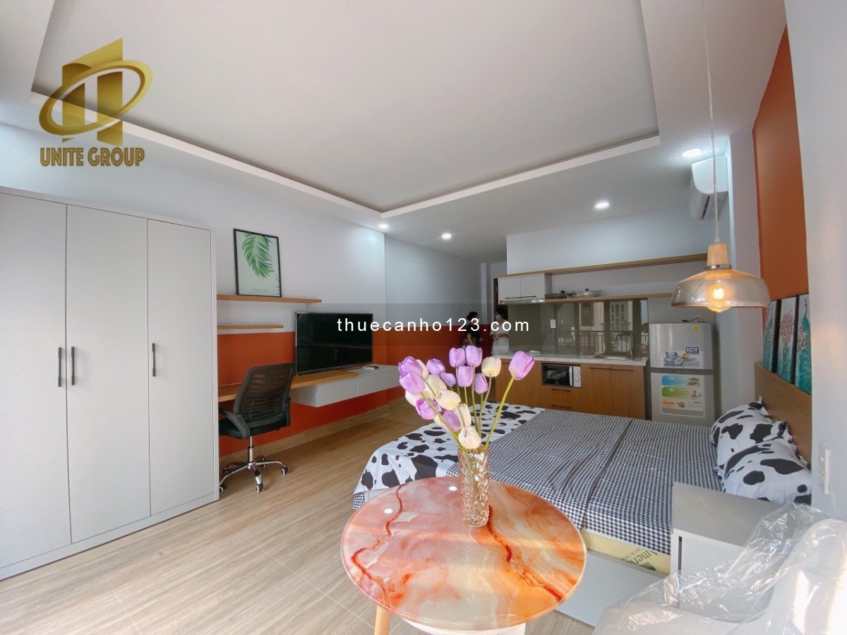 Studio full nội thất, có ban công gần chợ Bến Thành, Nguyễn Thái Bình, Q1