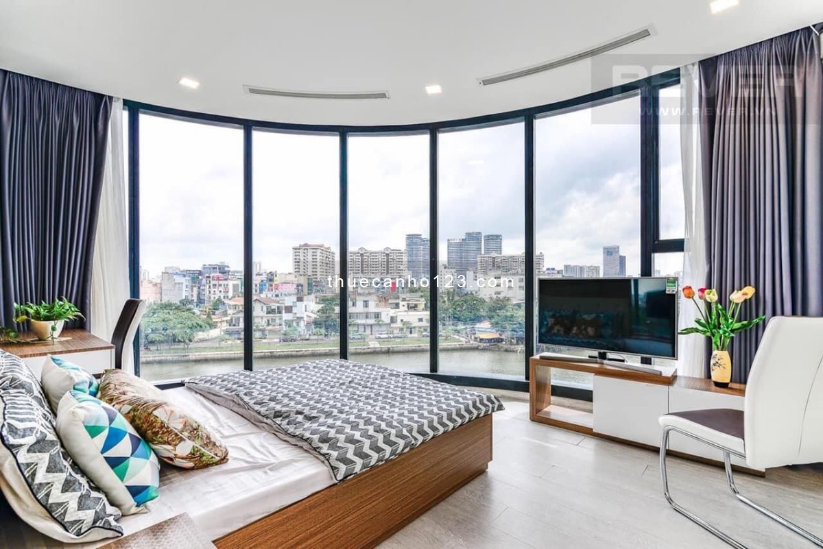 Cần cho thuê gấp căn hộ 3 phòng ngủ Vòng Cung Vinhomes Golden River,105 m2 Nội thất cao cấp 33 triệu