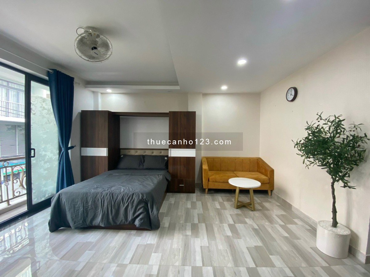 Cho thuê căn hộ dịch vụ cao cấp rộng rãi gần Ngã tư Bảy Hiền quận Tân Bình