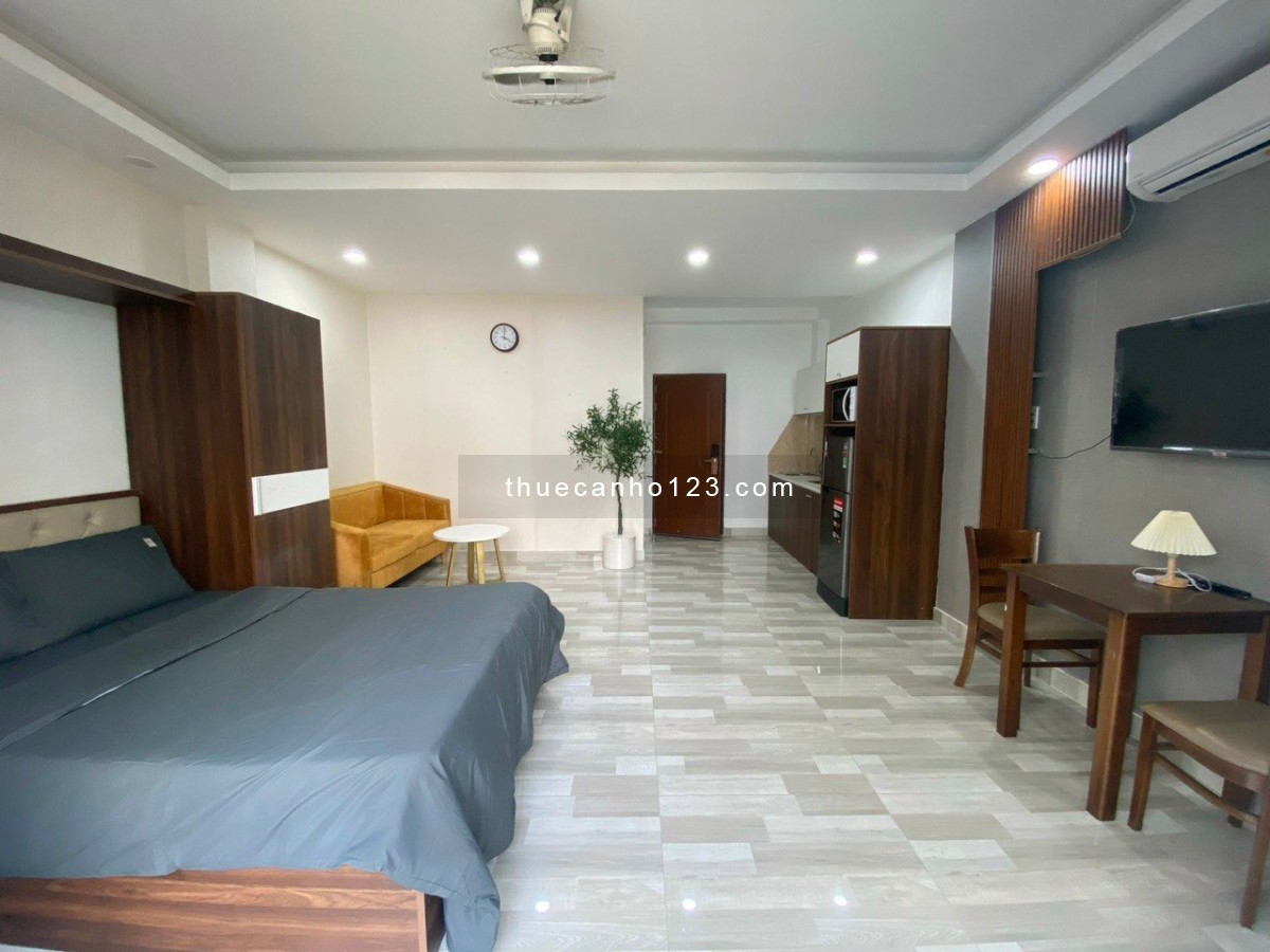 Cho thuê căn hộ dịch vụ cao cấp rộng rãi gần Ngã tư Bảy Hiền quận Tân Bình