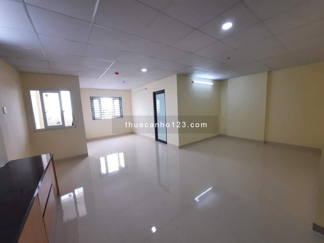 Cho thuê căn hộ 2 phòng ngủ, rộng 70m2 khu công nghiệp Hòa Khánh đường số 4