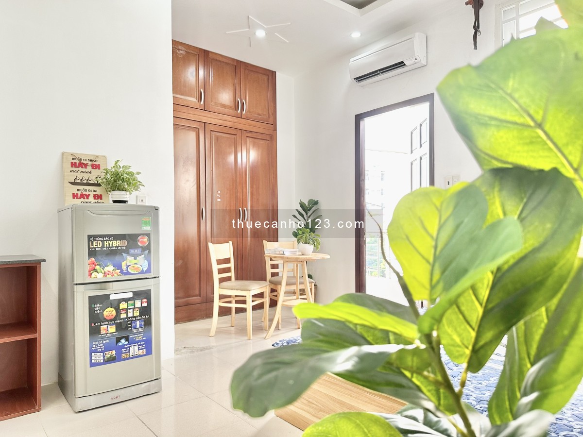 Cho thuê căn hộ Gần Đặng Văn Bi có bancol nội thất thuận tiện di chuyển vào các quận Trung Tâm