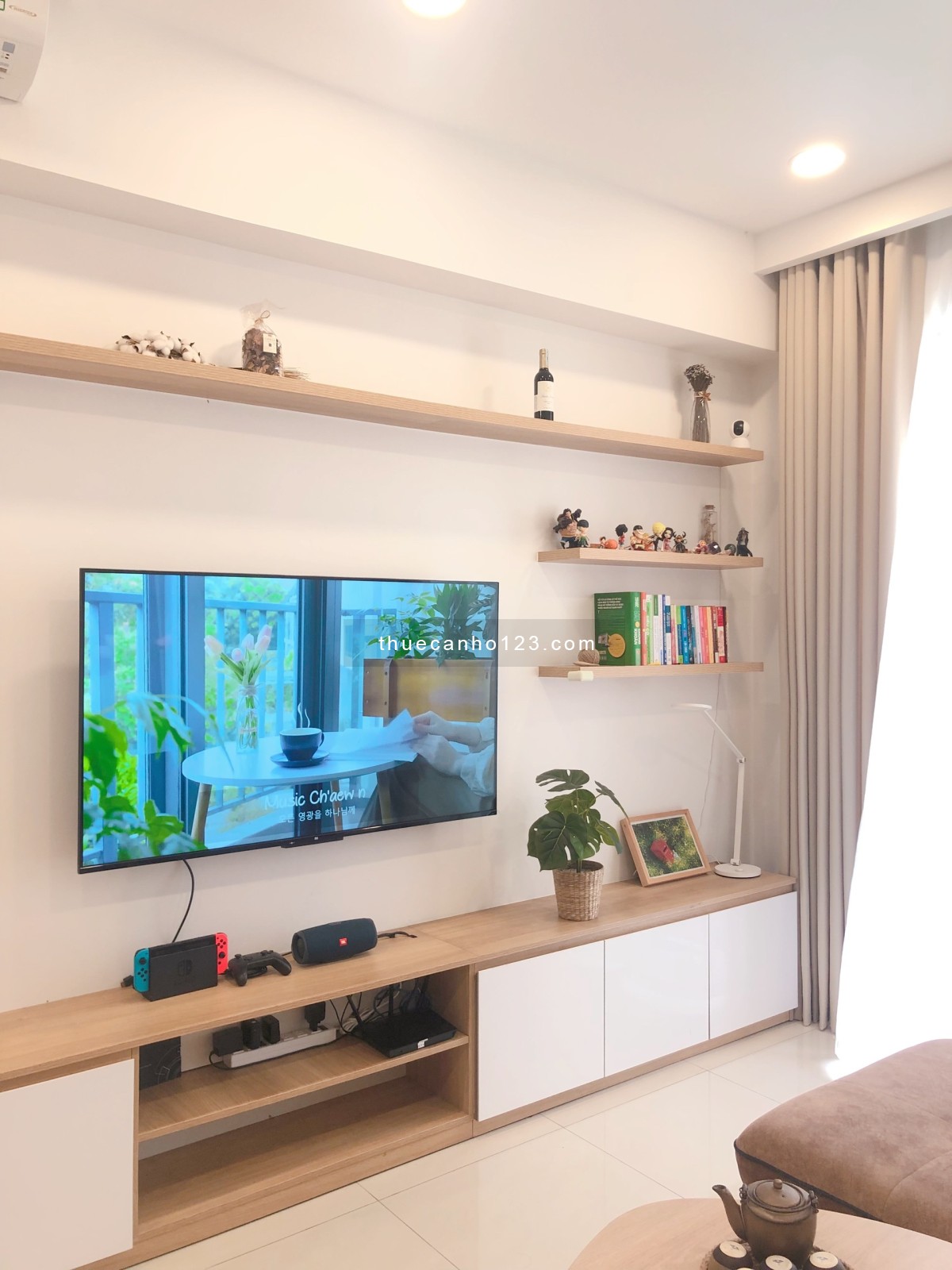 Cho thuê căn hộ Celadon, 2pn 2vs, full nội thất, giá: 13.5tr/th, Emerald Tân Phú