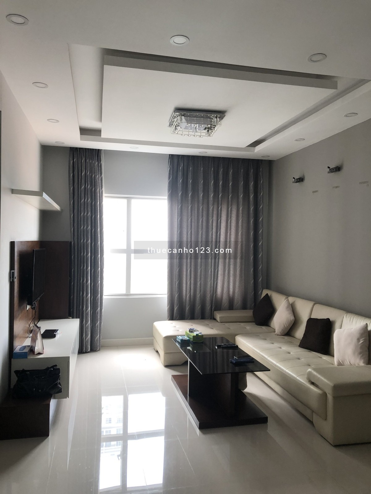 Cho thuê SUNRISE CITY CENTRAL Q7_99m2, 19tr còn thương lượng, ở ngay