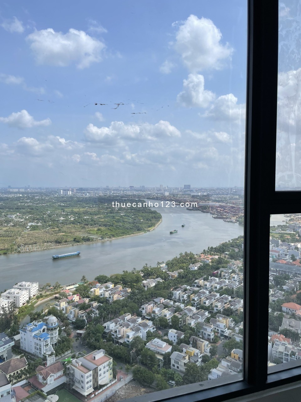 Nhà mới 100% đẹp, giá tốt chỉ 28 triệu cho 3PN, NTCB ở Lumiere Riverside