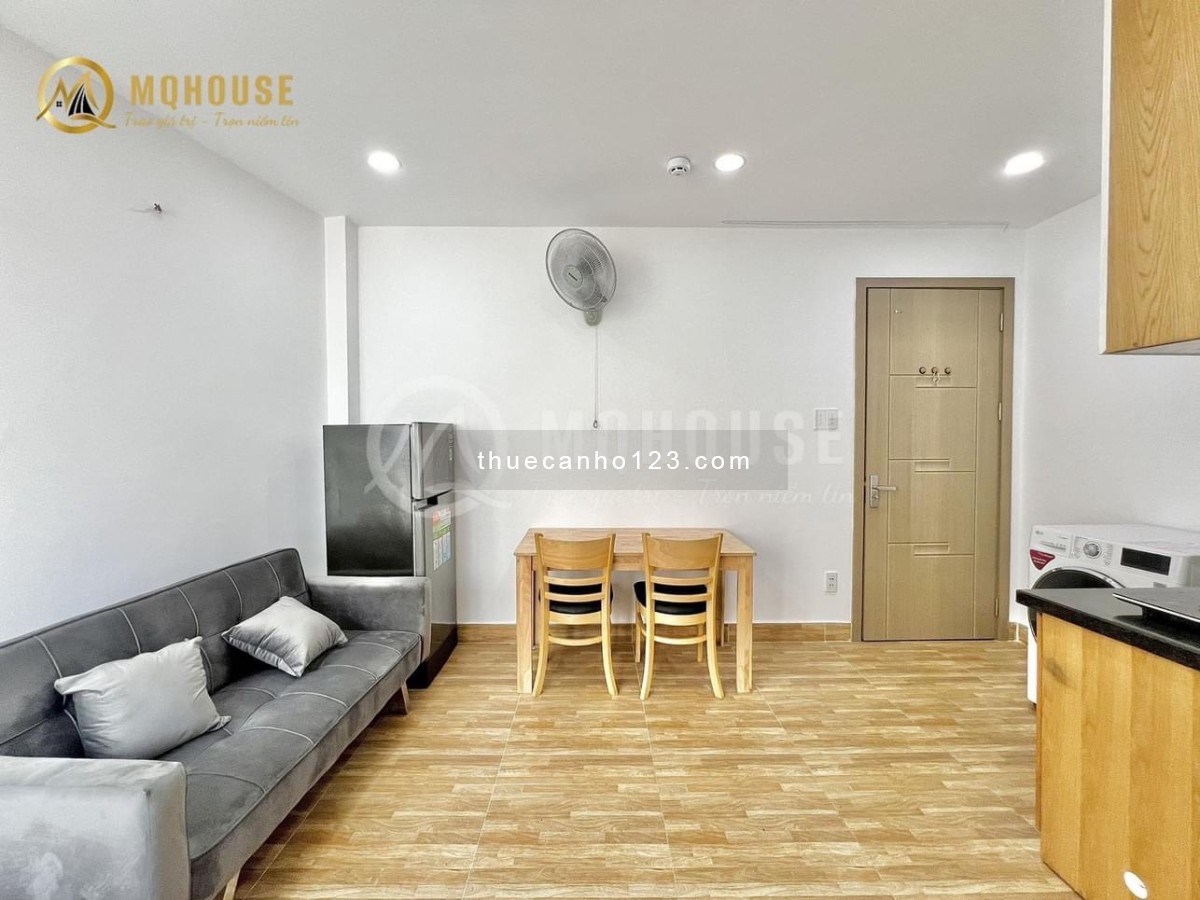 CĂN HỘ CAO CẤP MỚI XÂY_BAN CÔNG_FULL NỘI THẤT_NGAY ETOWN CỘNG HOÀ