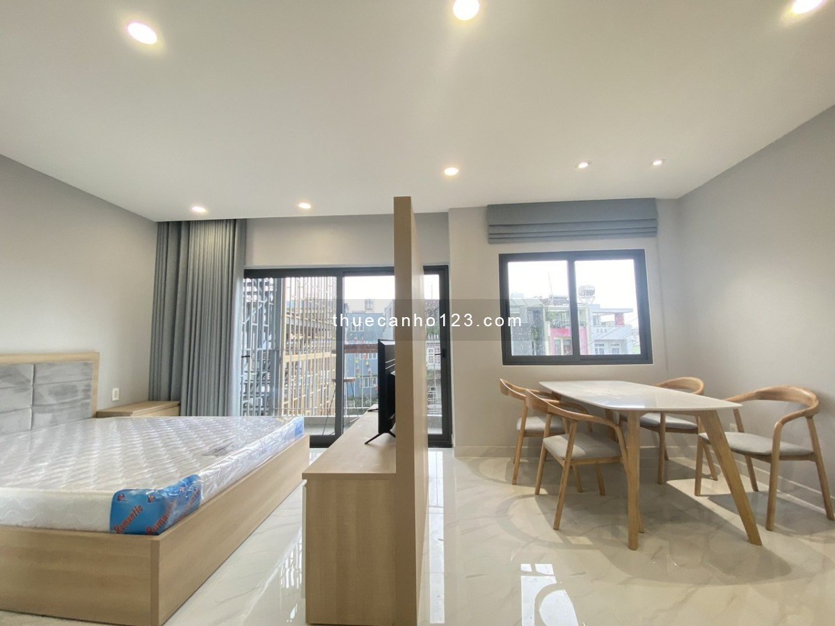 CĂN HỘ CAO CẤP HOÀNG HOA THÁM_BAN CÔNG_FULL NỘI THẤT_NGAY ETOWN CỘNG HOÀ