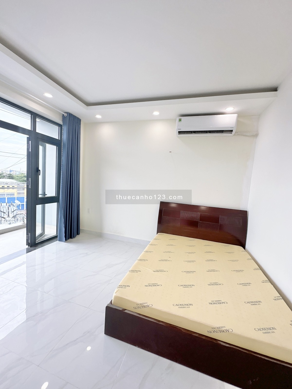 CĂN HỘ BAN CÔNG LỚN FULL NỘI THẤT CAO CẤP MỚI 100% NGAY VÕ VĂN KIỆT , LÝ CHIÊU HOÀNG