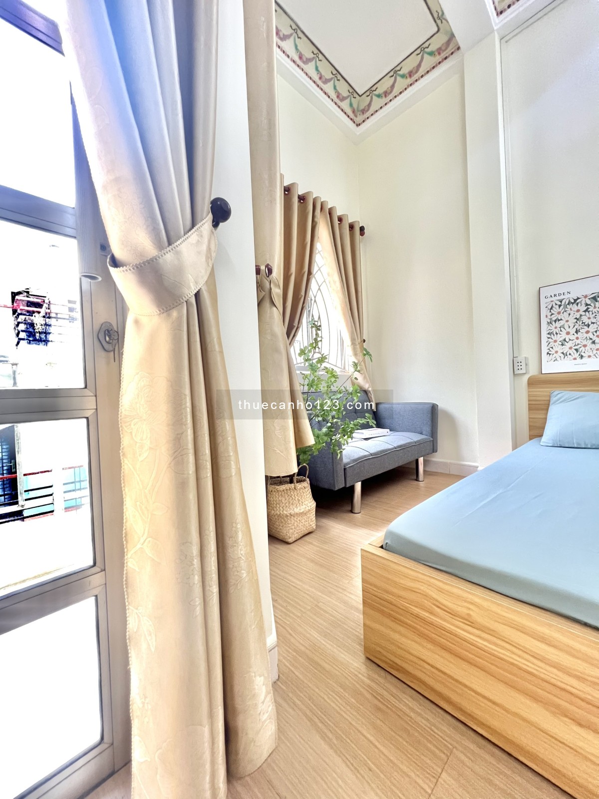 Cho thuê căn hộ 1PN có cửa sổ và ban công thoáng mát Quận 10 gần Trung Tâm Văn hoá, gần Siêu thị SG