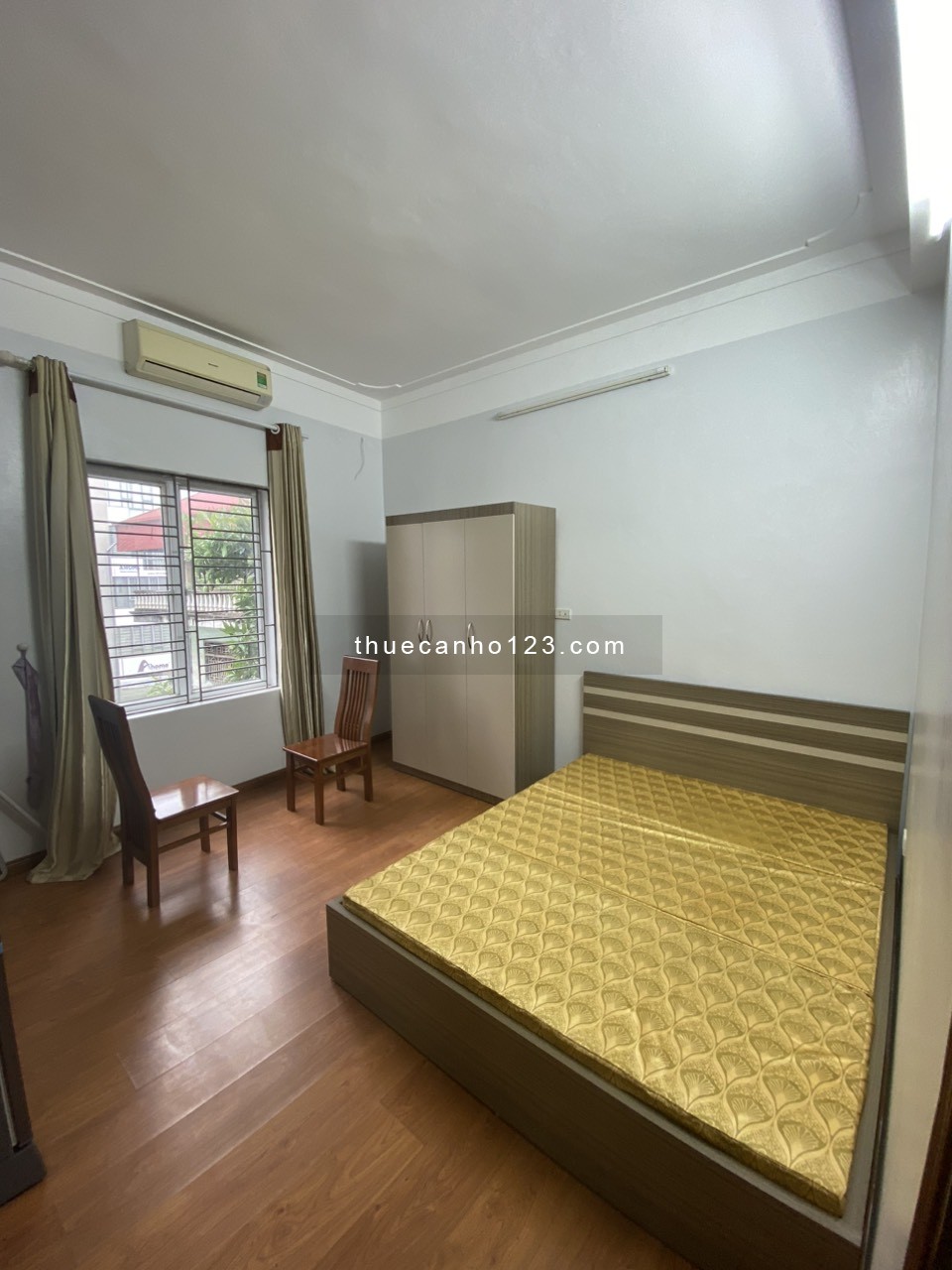 Cho thuê Căn Apartment siêu VIP tại Số 98 ngõ 116 Phan Kế Bính, Cống Vị, Ba Đình. Chỉ 5tr