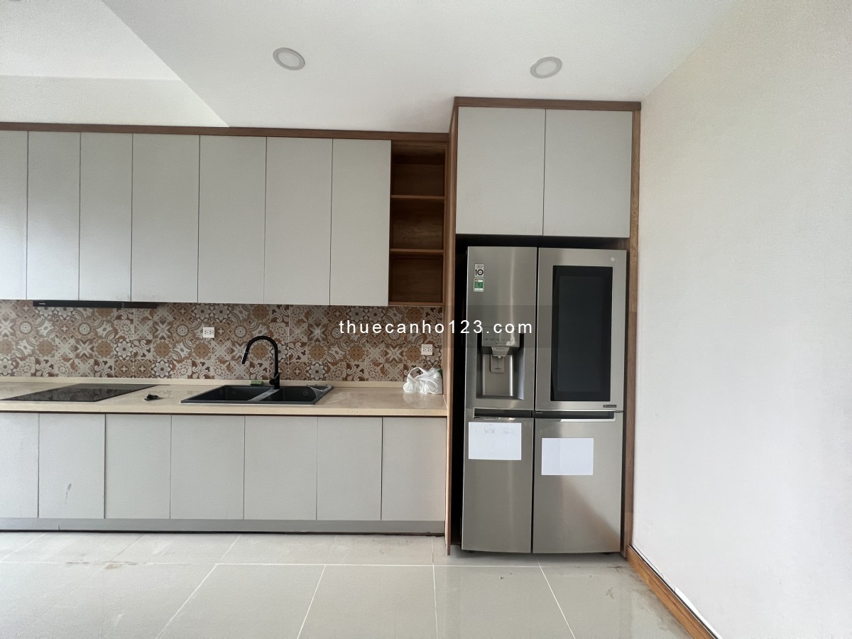 Vào ngay căn 3PN 109m2, nội thất cao cấp chỉ 23 triệu The Sun Avenue