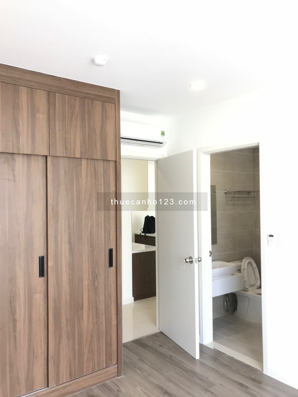 Cho thuê Central Premium, DT 73,5 mét vuông(2 phòng ngủ, 2 toilet)