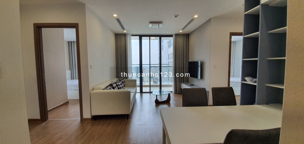 Cho thuê căn hộ tầng 26 tòa S2 Vinhomes Sky Lake, 3 ngủ, đủ đồ, view hồ đẹp