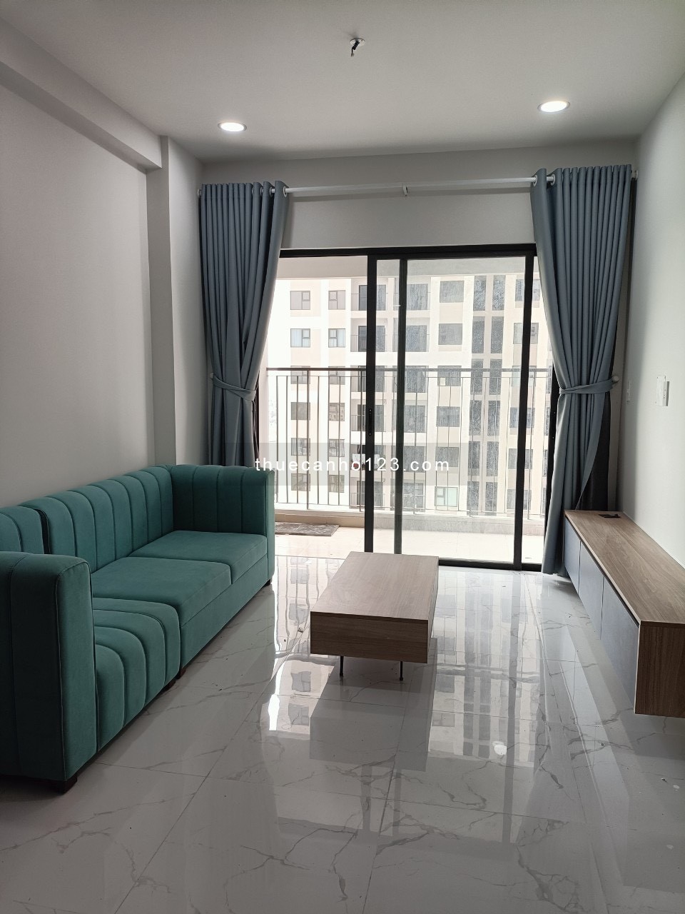 CHO THUÊ CHARM CITY 2PN FULL NỘI THẤT GIÁ 7TR ngay vincom dĩ an , ngã tư 550