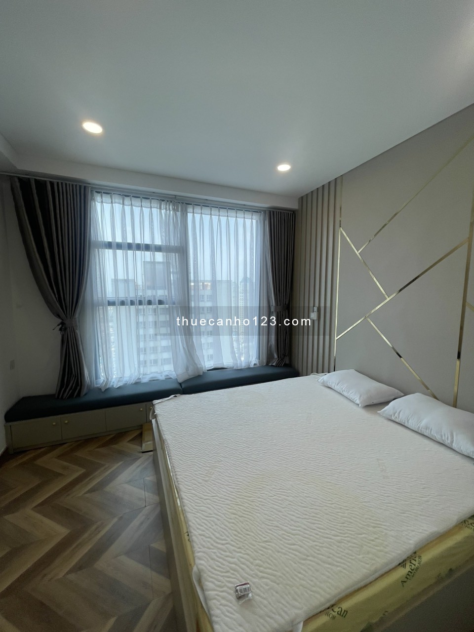 Sunwah Pearl. Thuê ngay căn hộ giá sốc, 3PN. Full NT, 130m2. Giá chỉ 39tr siêu tốt