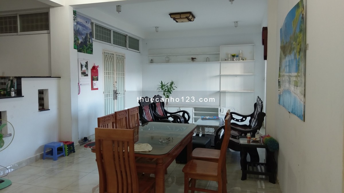 Căn hộ chung cư 114 m2, 3PN view đẹp, giá 8 Triệu/tháng