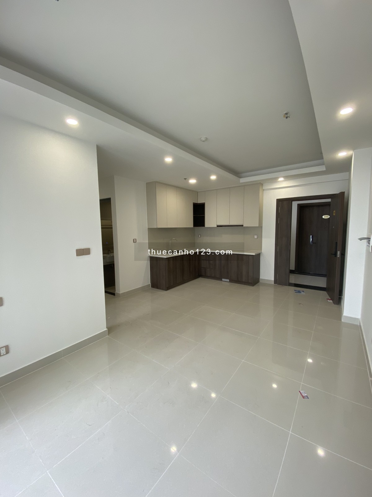 Cho thuê căn hộ Q7 Boulevard, căn góc 2 PN, 2 WC, 9 triệu, Nguyễn Lương Bằng, Quận 7.