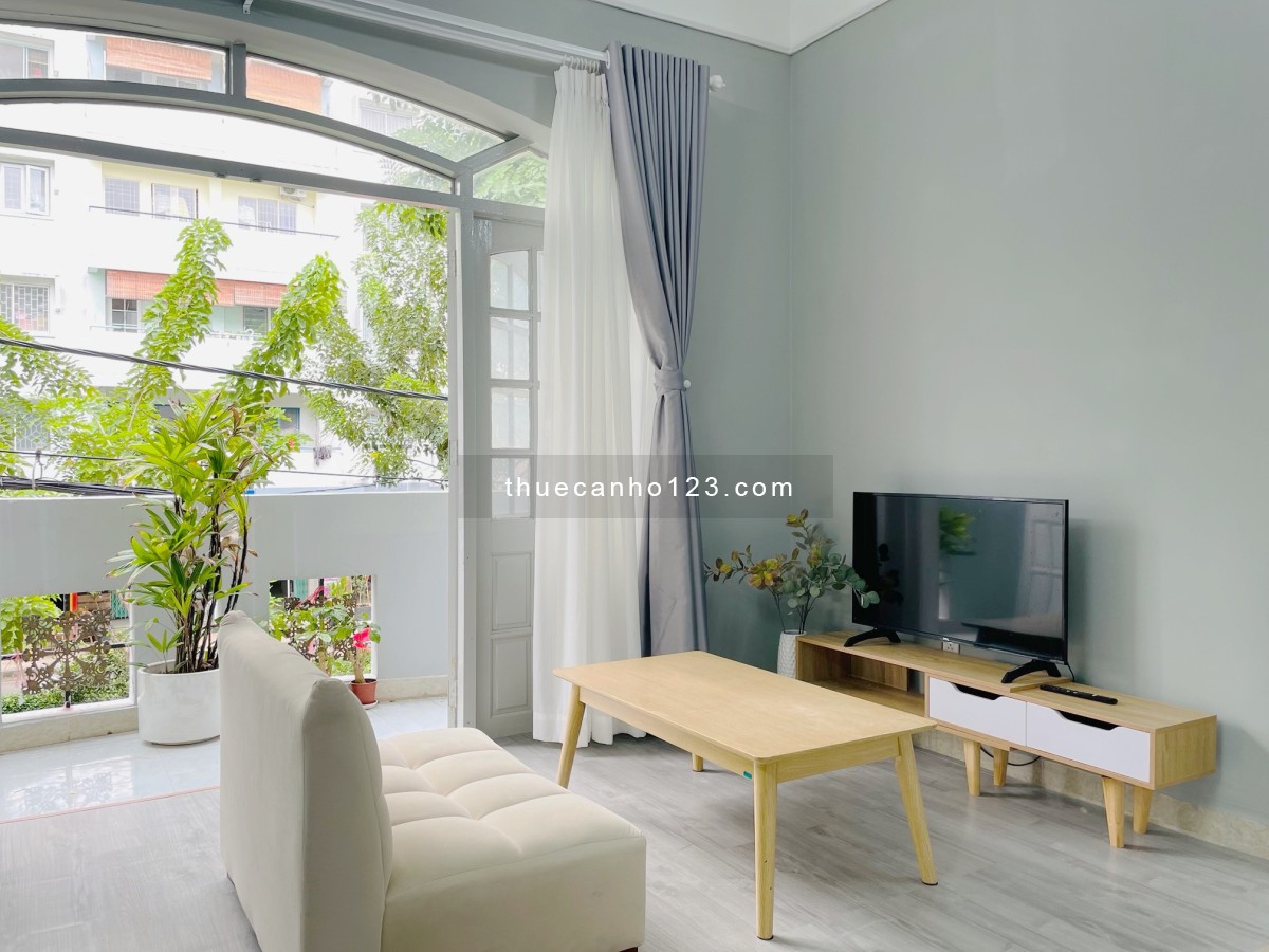 STUDIO 40m2 _ đường oto_ máy giặt riêng _ bancol _ QUẬN 1