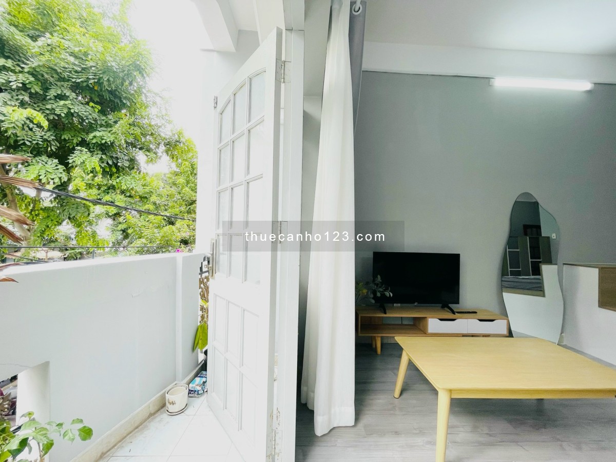 STUDIO 40m2 _ đường oto_ máy giặt riêng _ bancol _ QUẬN 1