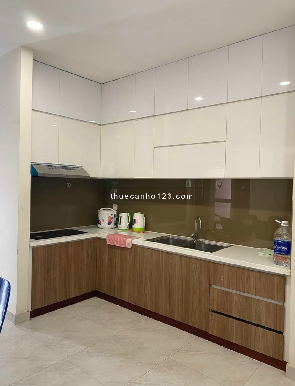 Cho thuê gấp căn hộ Carillon 1 Apartments cuối tháng vào 85m2, 2pn, 2wc, full NT. Giá thật: 13 tr/th