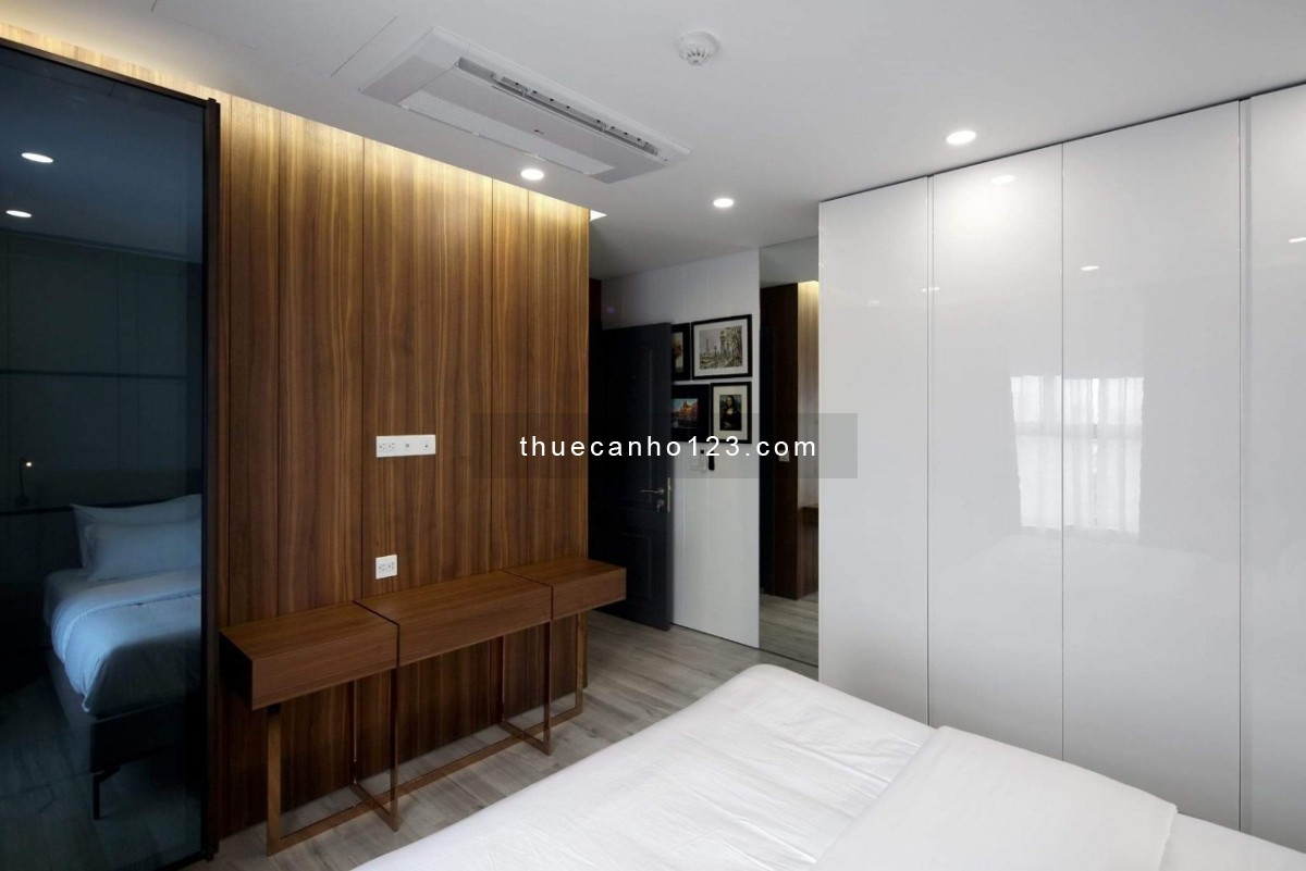 Chính chủ cho thuê CH Hùng Vương Plaza 130m2, 3pn, 3wc, full NT, căn góc. Giá thật: 17 tr/th