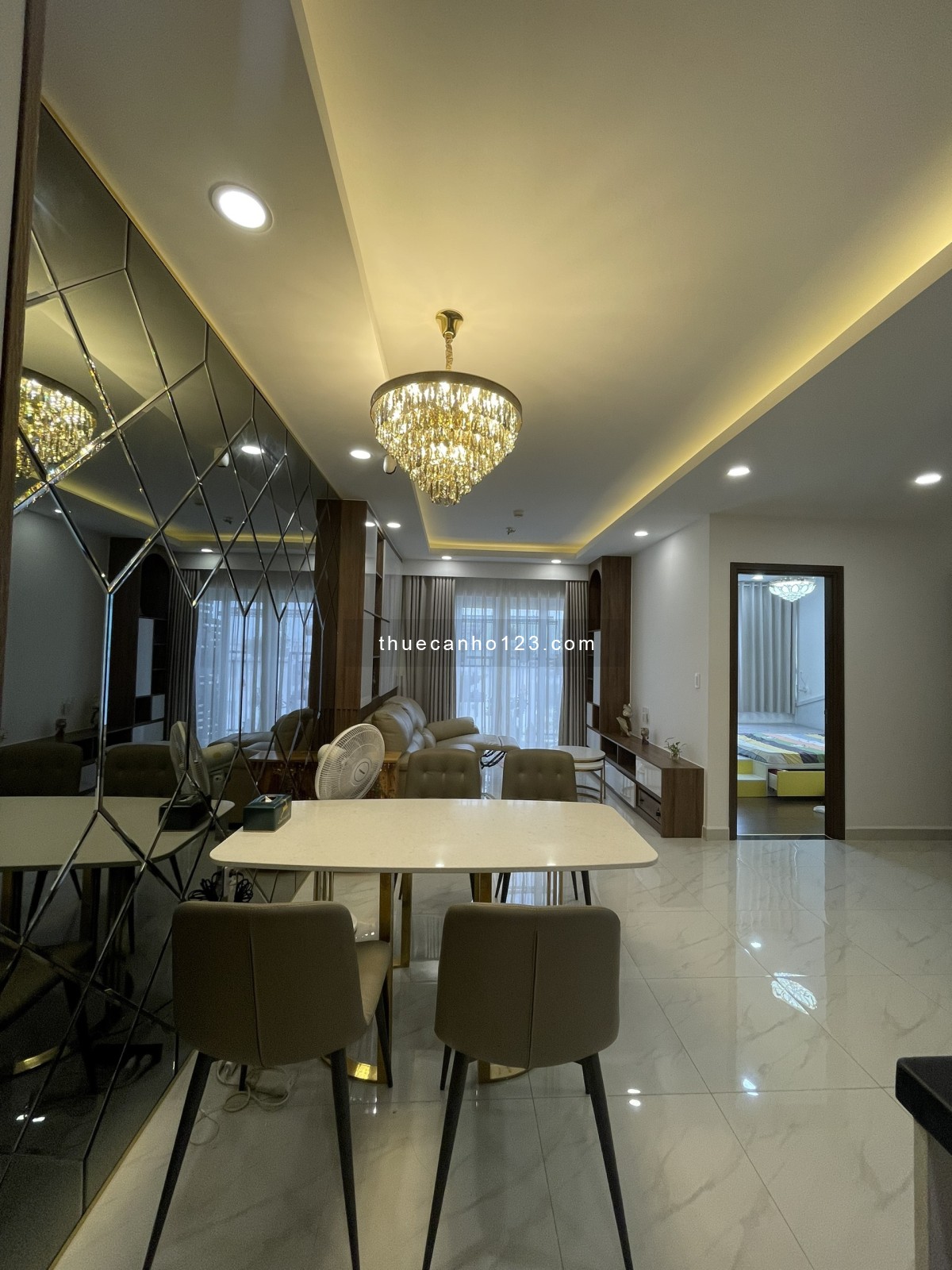 Cho thuê căn hộ cao cấp HORIZON Trần Quang Khải Q1, 125m2, 3pn, 2wc, full NT. Giá: 25 tr/th