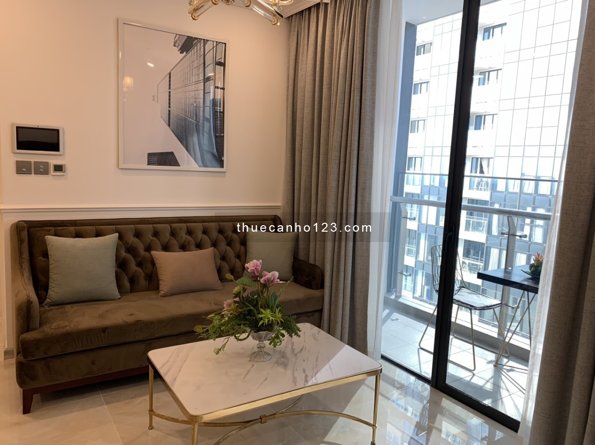 Cho thuê căn hộ 2 phòng ngủ -2WC ,78m2 Vinhomes Golden River ,nội thất cao cấp giá tốt