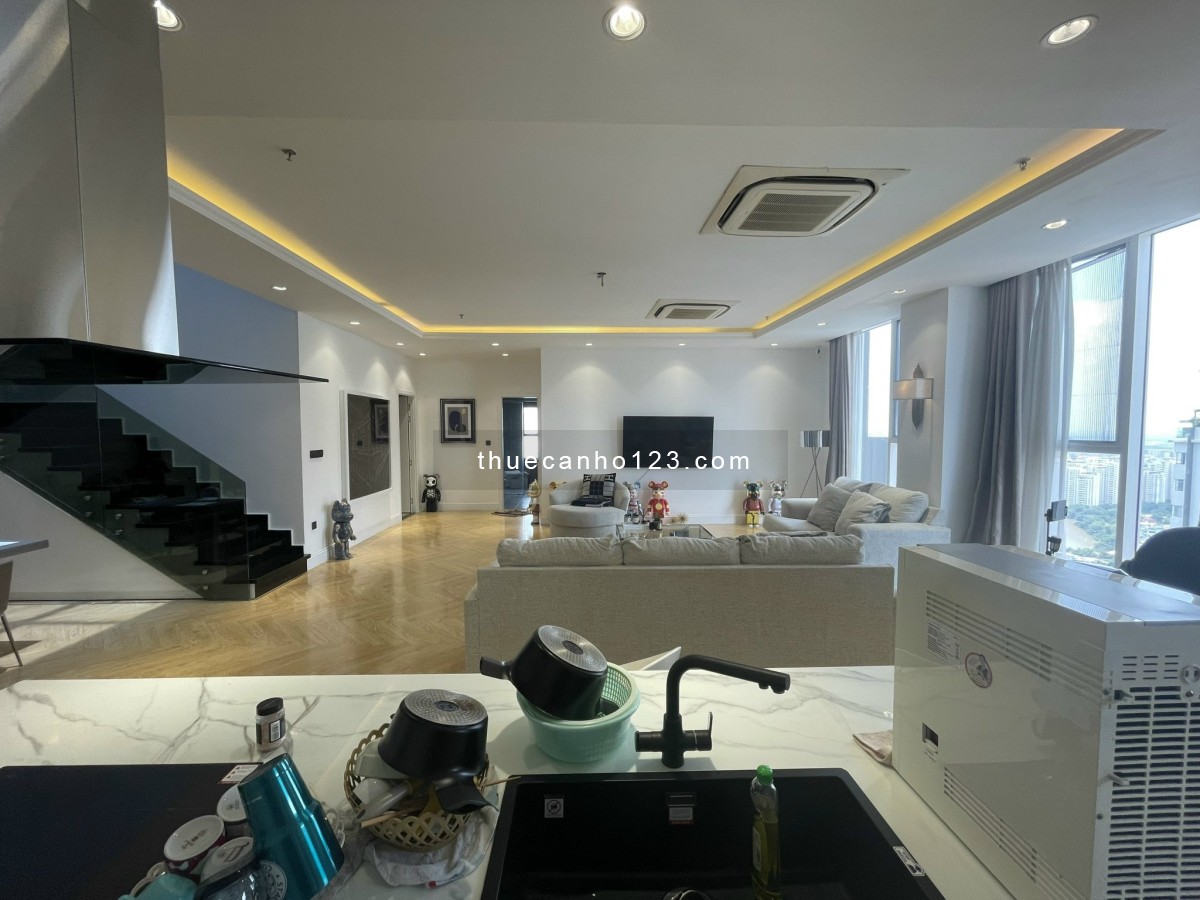 Cho thuê PENTHOUSE SUNRISE CITY Q7, view Đông Nam cực đẹp, Tân Hưng, quận 7