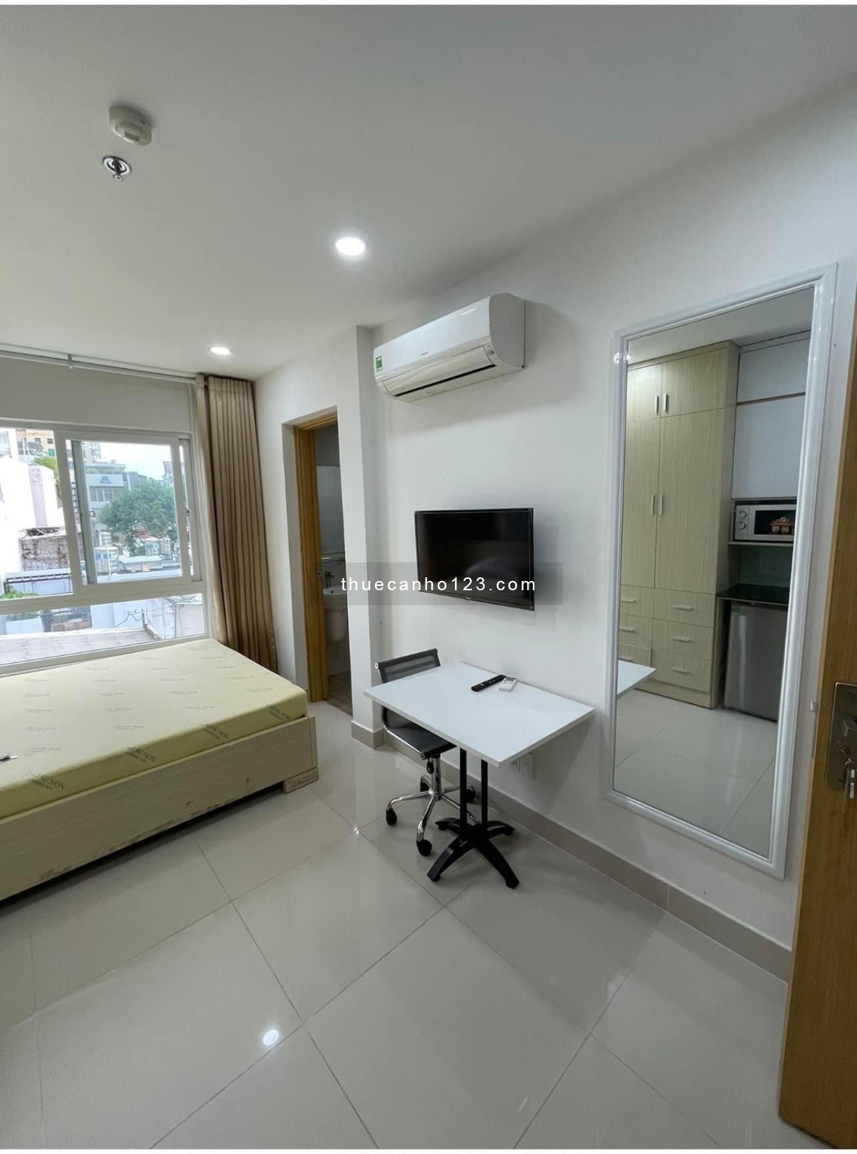 Cho Thuê Căn Hộ Quận 3 Ngay Nhà Thờ Tân ĐỊNH Công Viên Lê Văn Tám ( có thang máy )- HÌNH THẬT