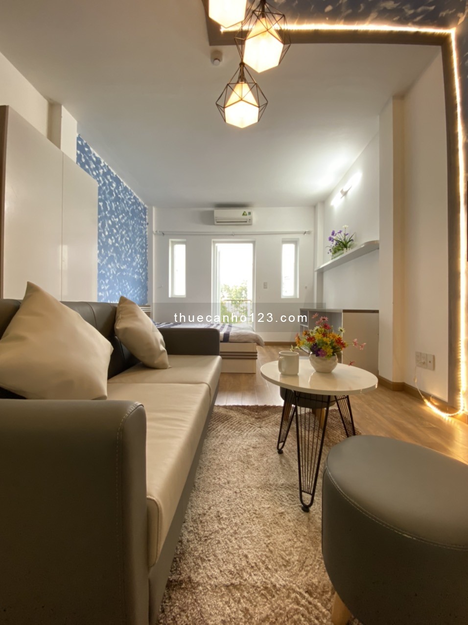 CHO THUÊ CĂN HỘ BAN CÔNG VIEW LANDMARK SIÊU ĐẸP HƠN 35M2 TẠI QUẬN 3