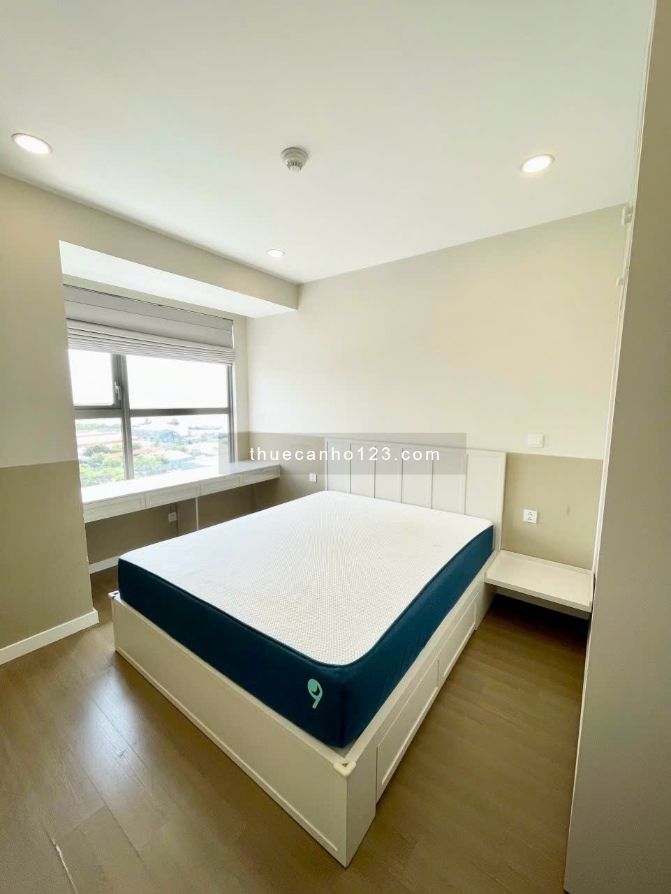 Cho thuê căn hộ 2 phòng ngủ Riviera Point, đường Phú Thuận, Quận 7 giá 20 triệu