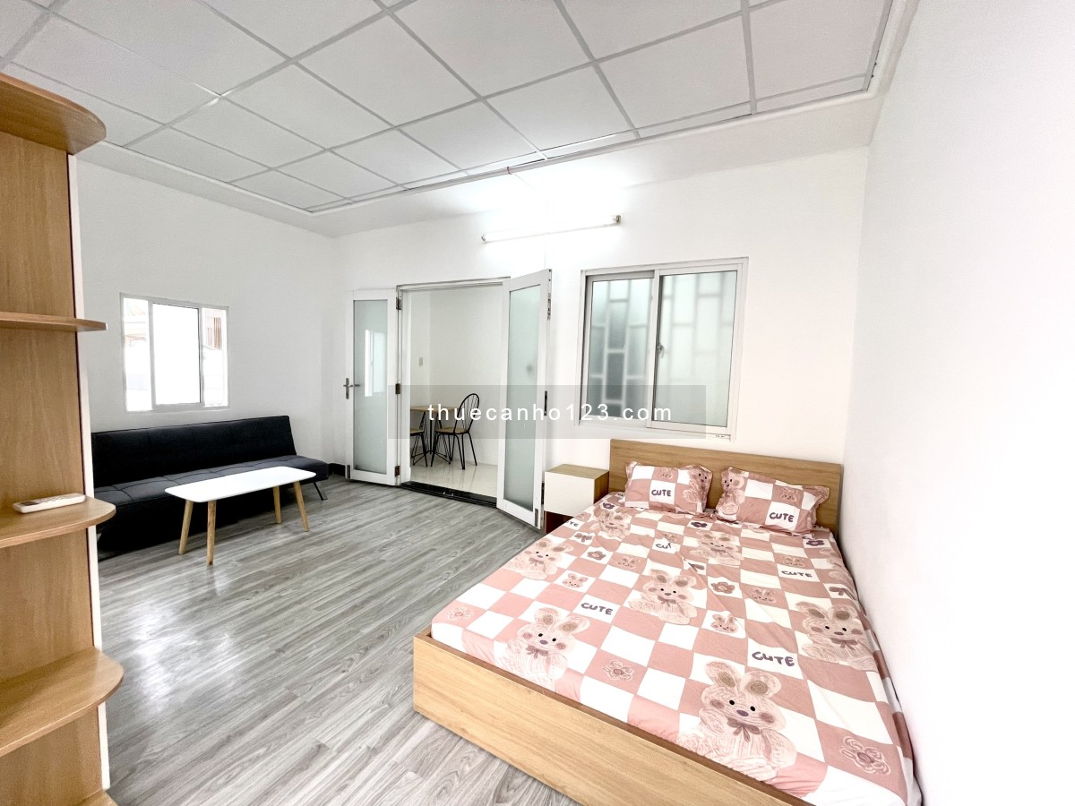 Cho thuê căn hộ 1 phòng ngủ Balcon lớn Lý Thường Kiệt Quận 10, gần Sân vận động Phú Thọ