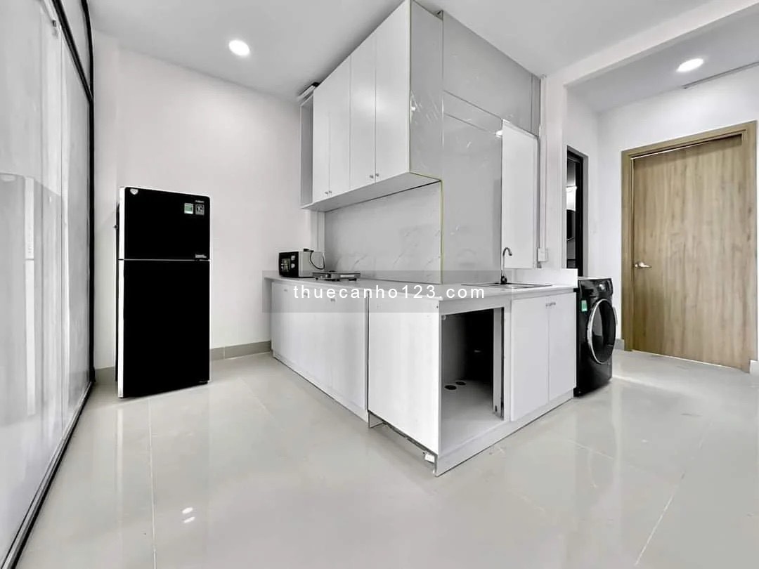 Trống sẵn 1PN tách bếp Ban Công riêng, full nội thất ngay Etown Cộng Hoà giá siêu hạt dẻ